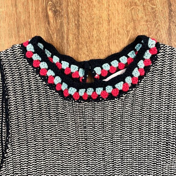 THML Sleeveless Sweater Tank Crochet Neckline Sz XS - Picture 2 of 12